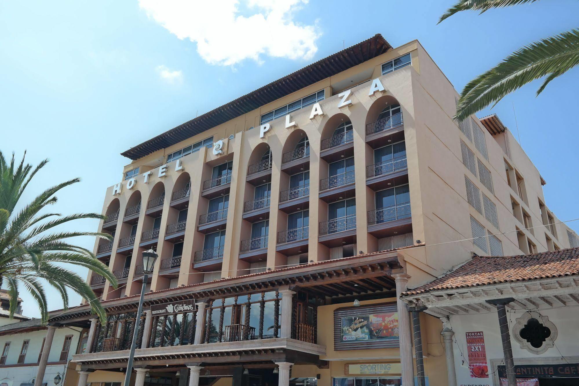 Plaza Uruapan Hotel Buitenkant foto